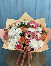 Букет цветов из:  Розы, Герберы и Хризантемы в Архангельском Тульской области