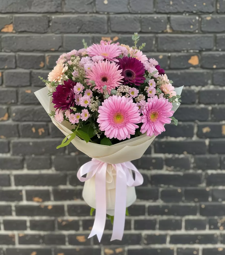 Букет цветов из: Герберы и Хризантемы в Архангельском Тульской области