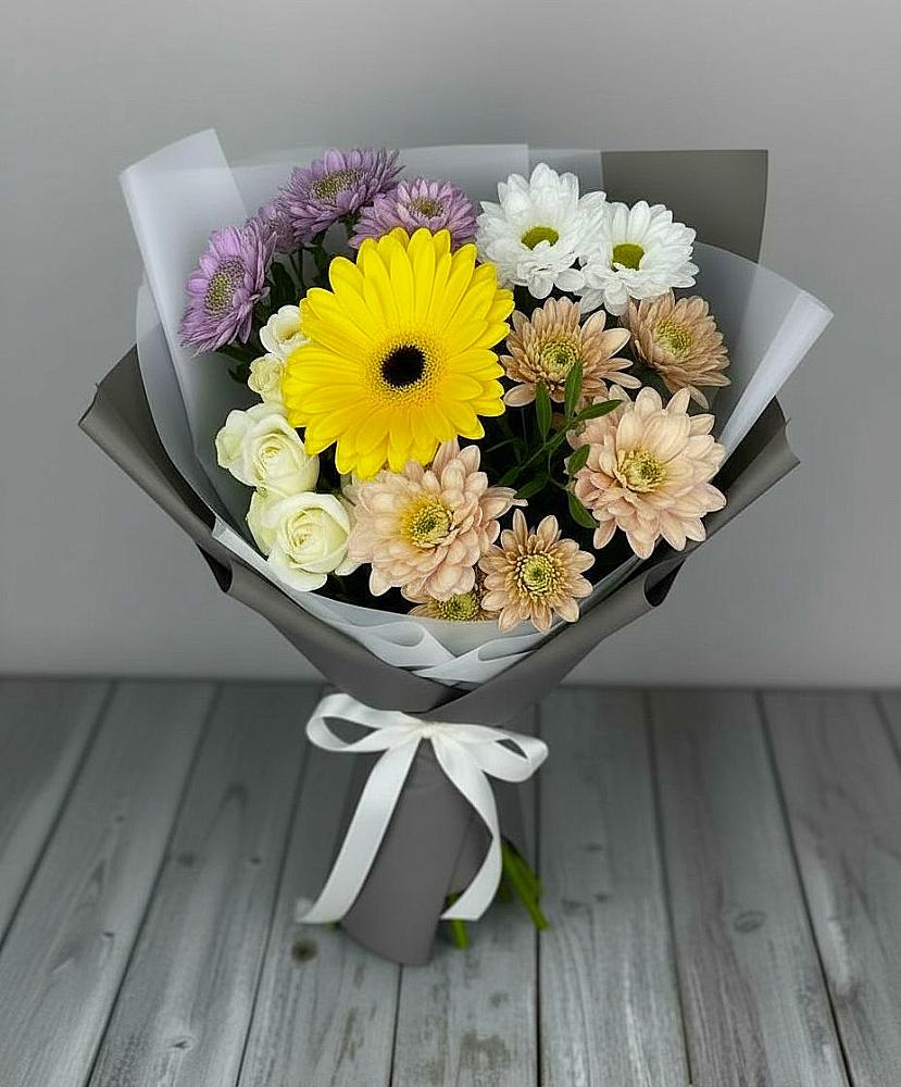 Букет цветов из: Розы, Герберы и Хризантемы в Архангельском Тульской области