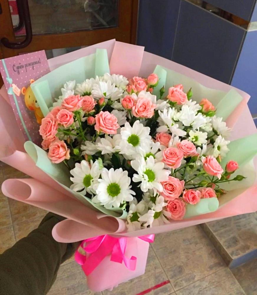 Букет цветов из: Розы и Хризантемы в Архангельском Тульской области