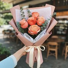 Букет цветов из:  Розы в Архангельском Тульской области