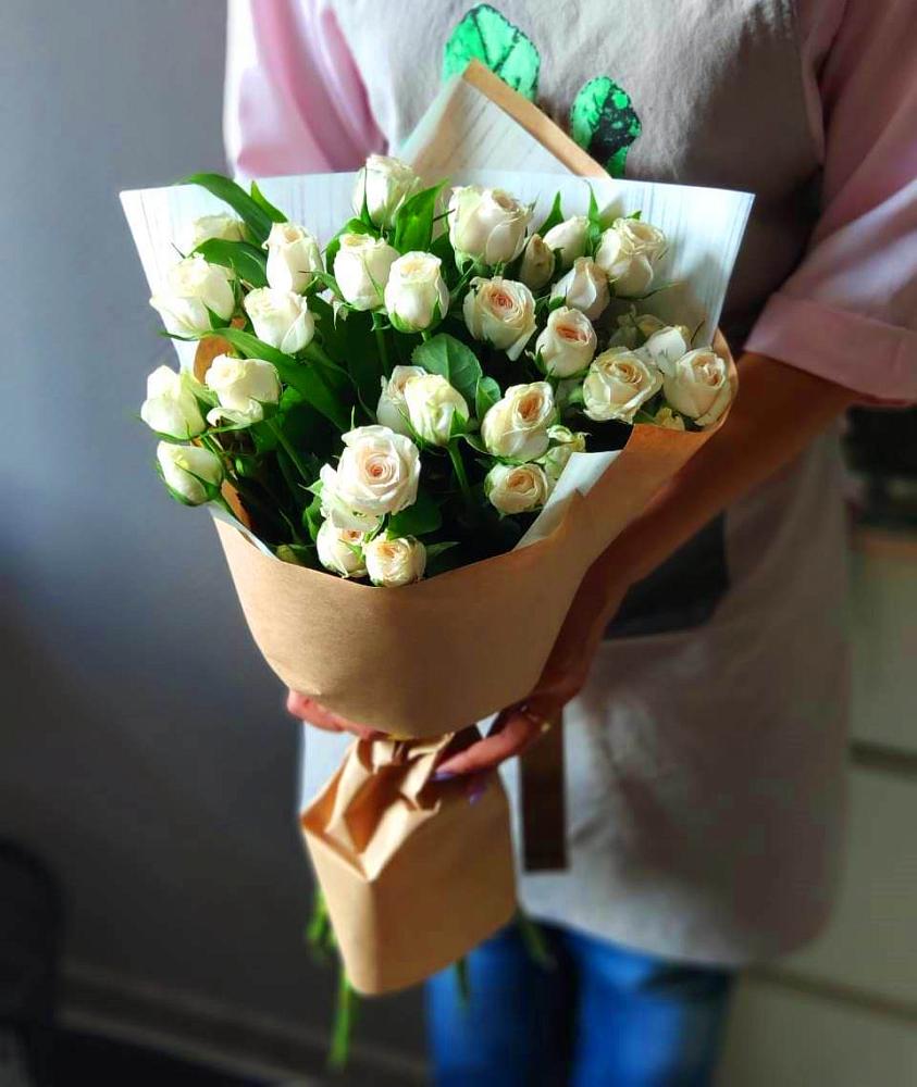 Букет цветов из: Розы в Архангельском Тульской области