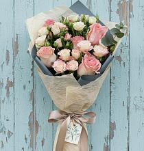 Букет цветов из:  Розы в Архангельском Тульской области