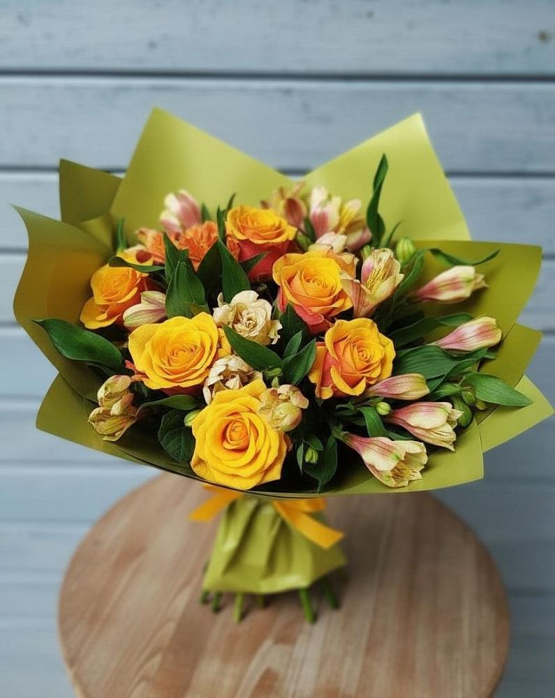 Букет цветов из: Альстромерии и Розы в Архангельском Тульской области